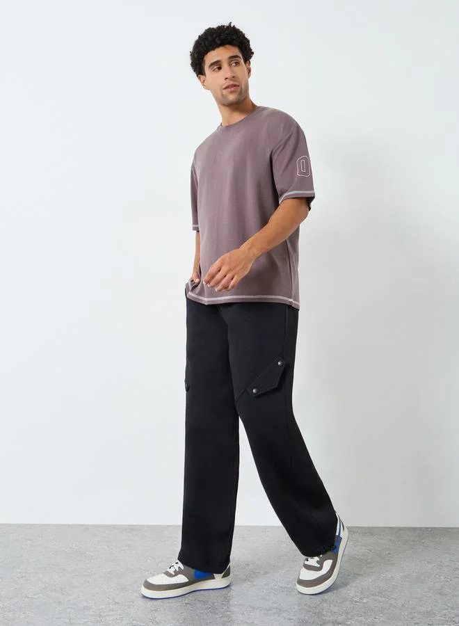 ستايلي جوغر بنمط كارجو مع قصة مريحة